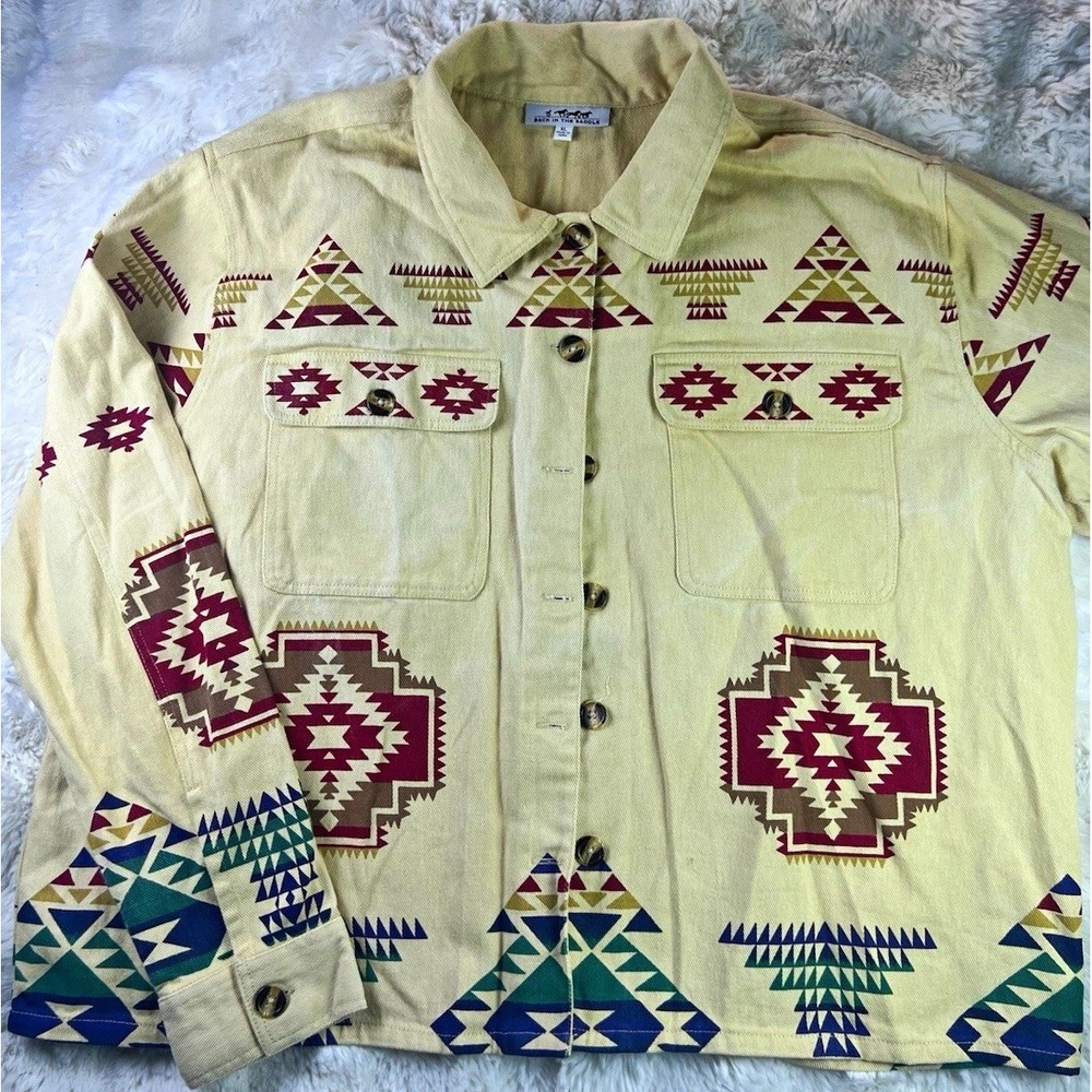 Back in the Saddle Mens XL Beige Geometric Western Long Sleeve Pockets. A27